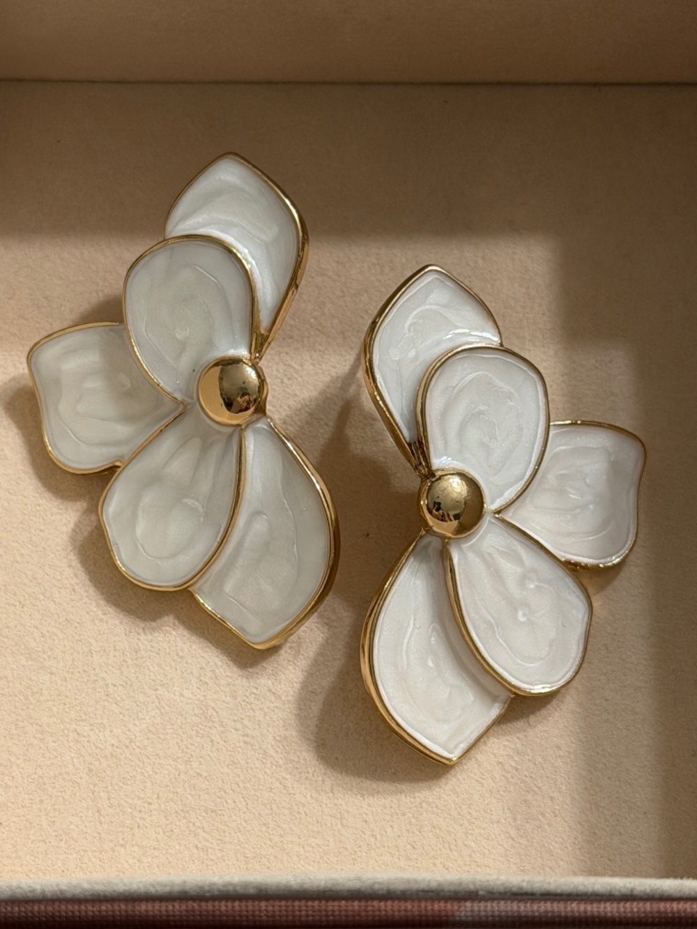 Vintage Elegant Golden Ivory White 3-D Half Flower Petal Statement Earrings.